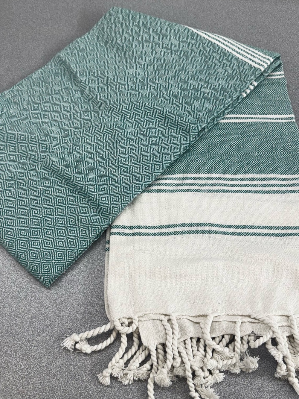 New- Never Used Turquoise Diamond & Stripe Turkish Beach Towel - Soft Cotton